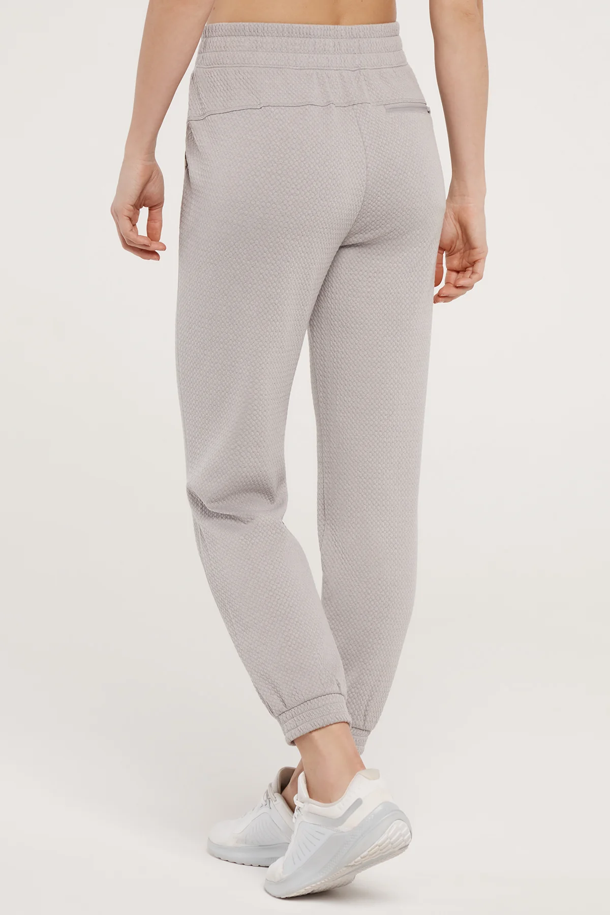 Alloy Allure - 3 Items - Image 17