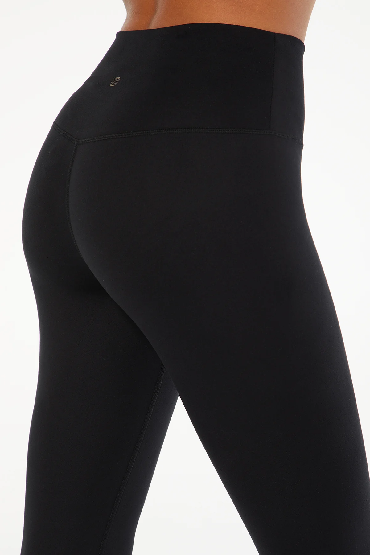 Black Ice - 3 Items - Image 16