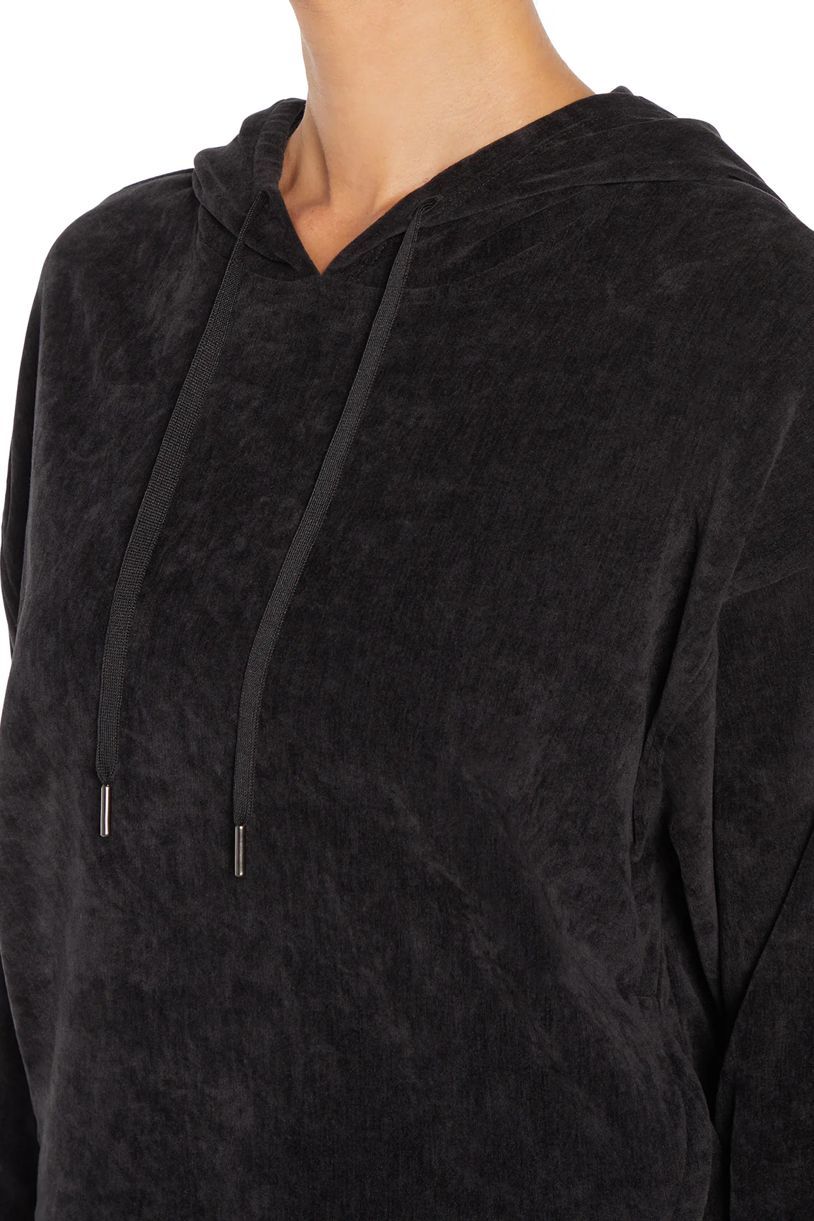 Black Velvet - 3 Items - Image 7