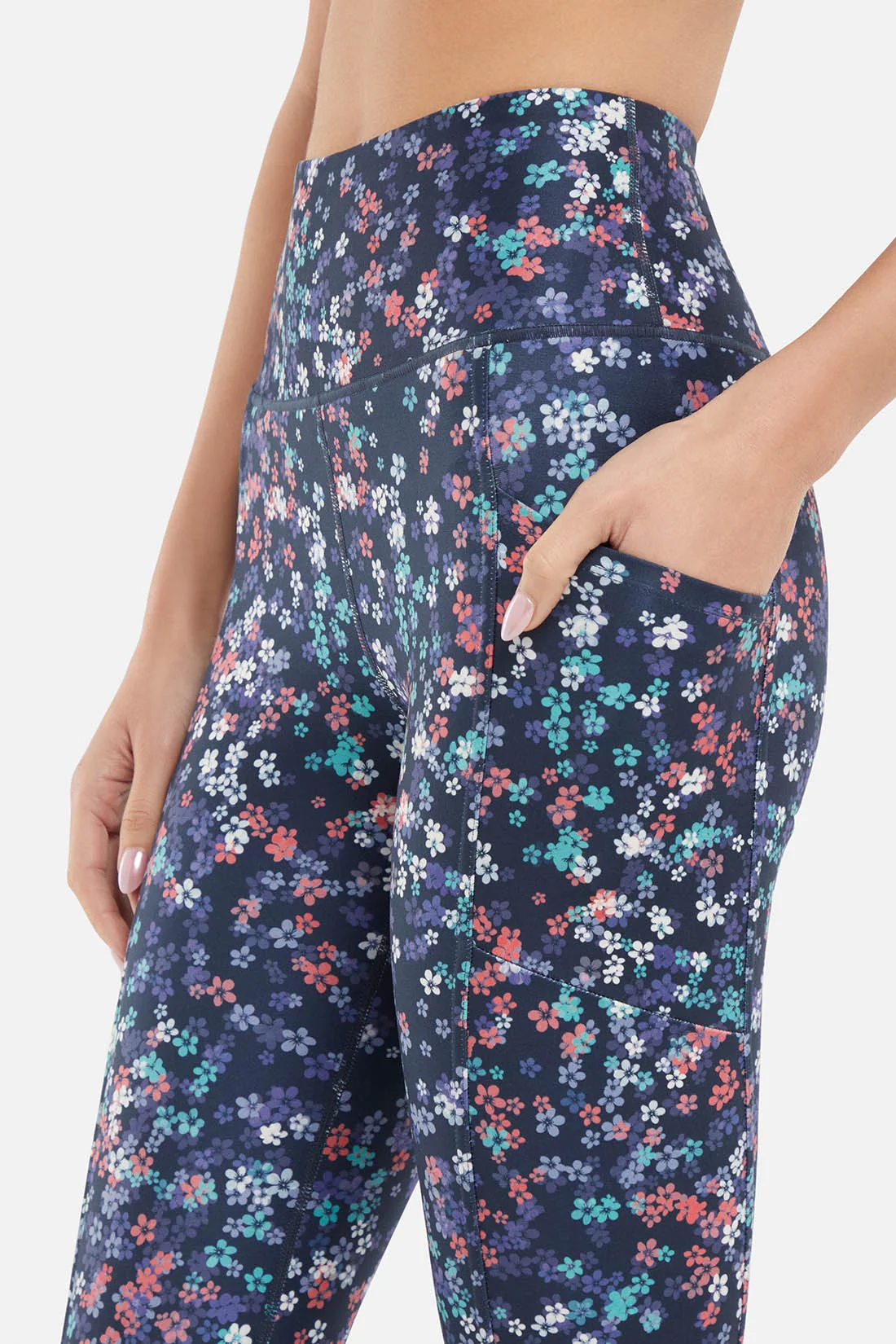 Blooming Romance - 3 Items - Image 11