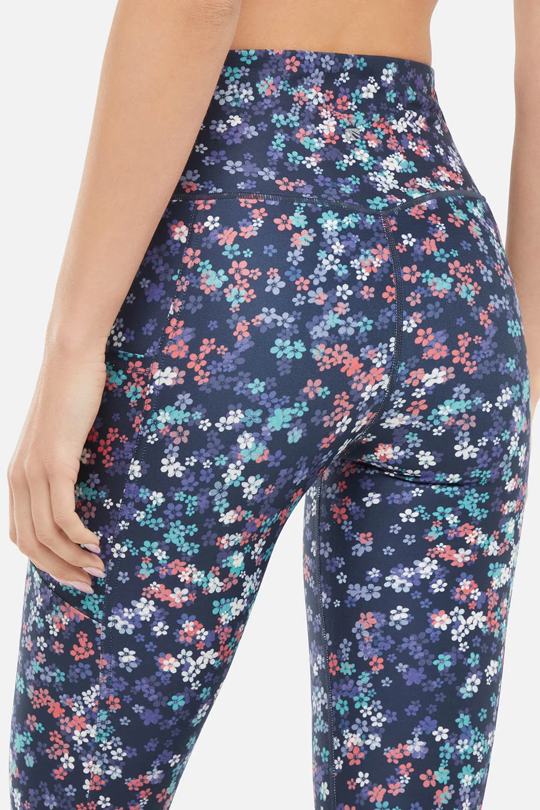 Blooming Romance - 3 Items - Image 12