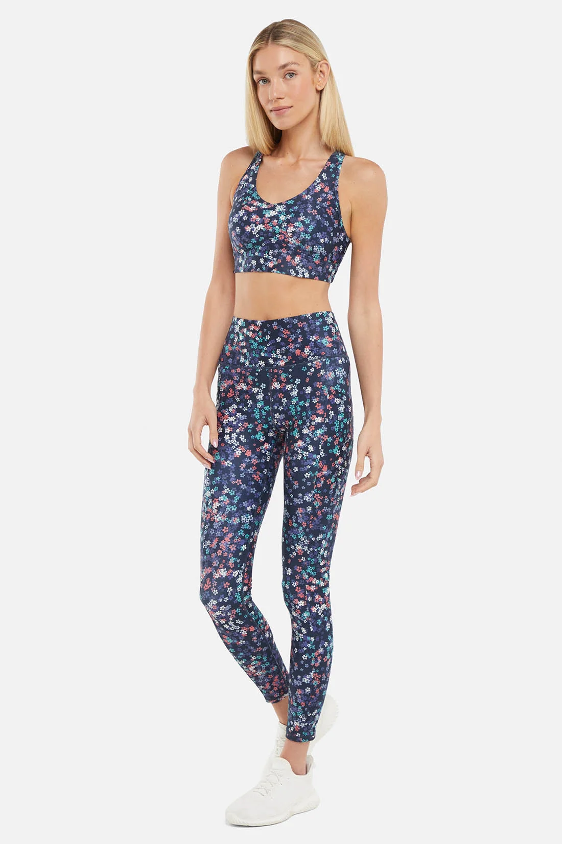 Blooming Romance - 3 Items - Image 15