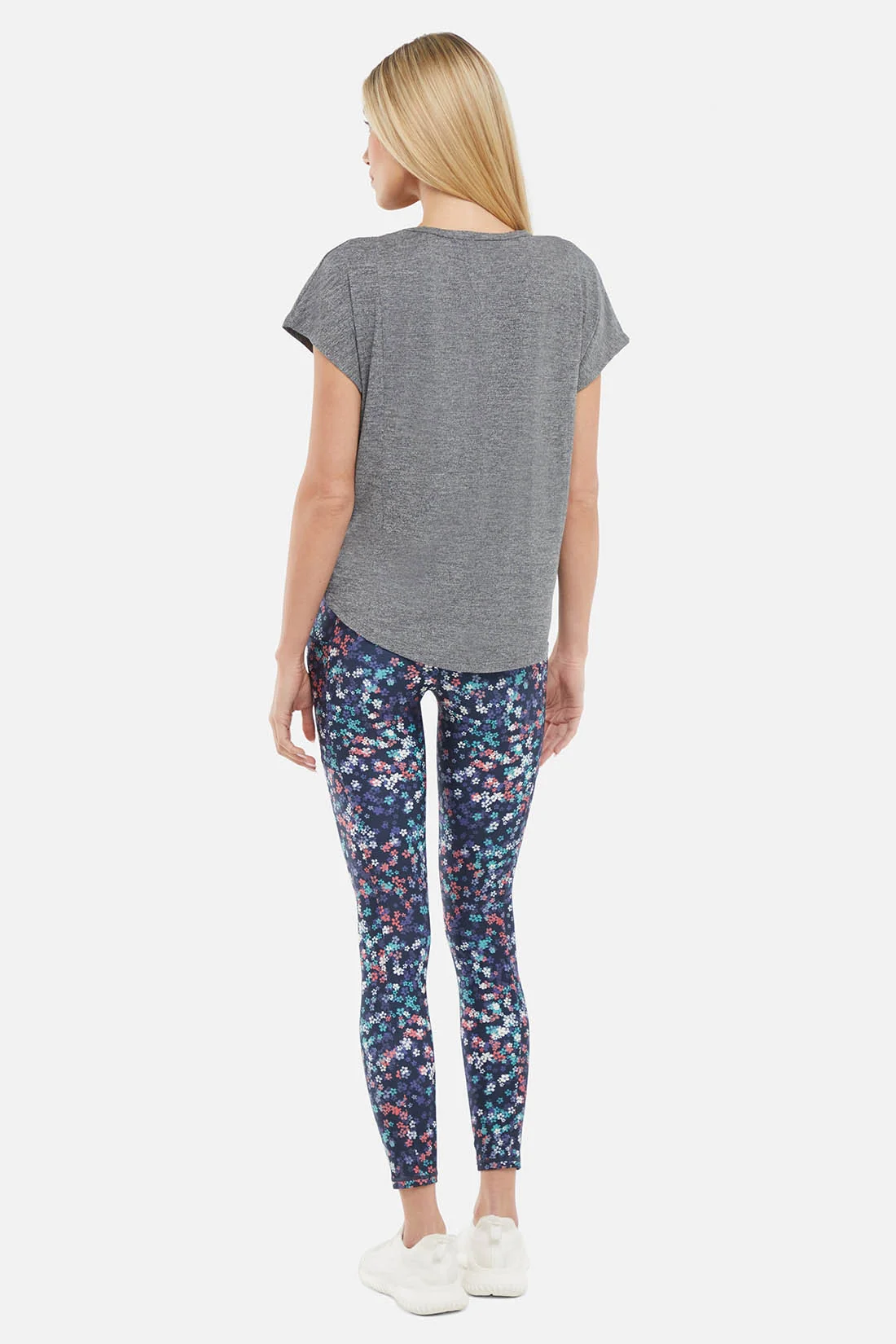 Blooming Romance - 3 Items - Image 18