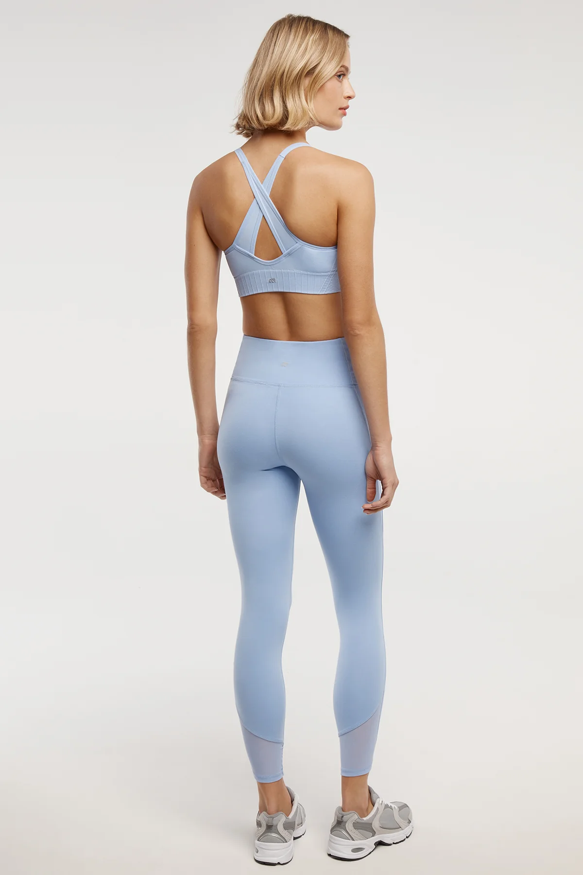 Blue Frost - 3 Items - Image 12