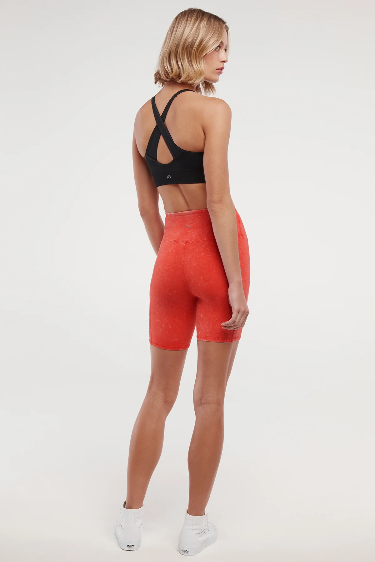 Crimson Glow - 3 Items - Image 14