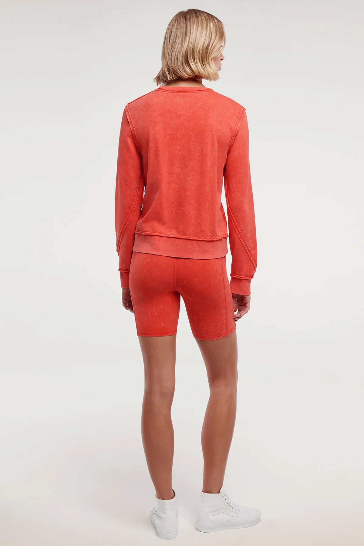 Crimson Glow - 3 Items - Image 8