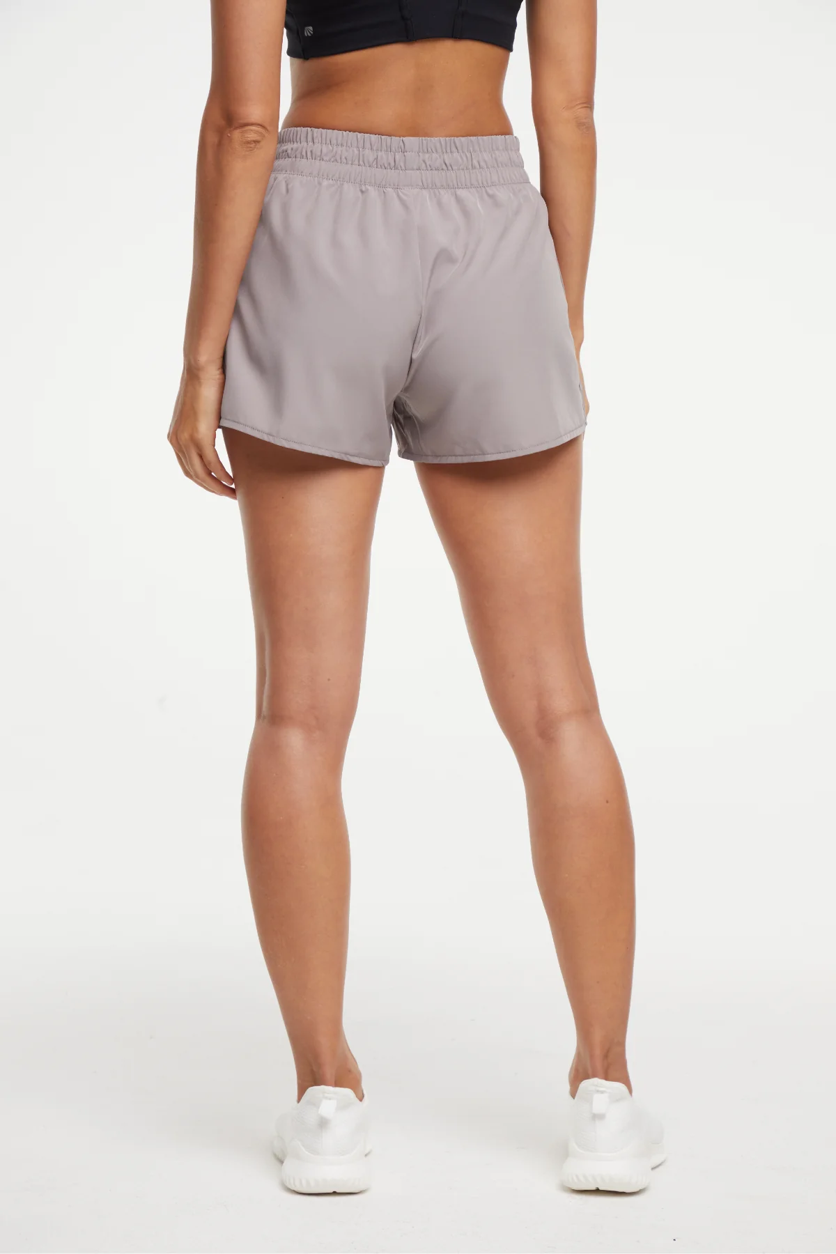 Melanie Short - Image 3