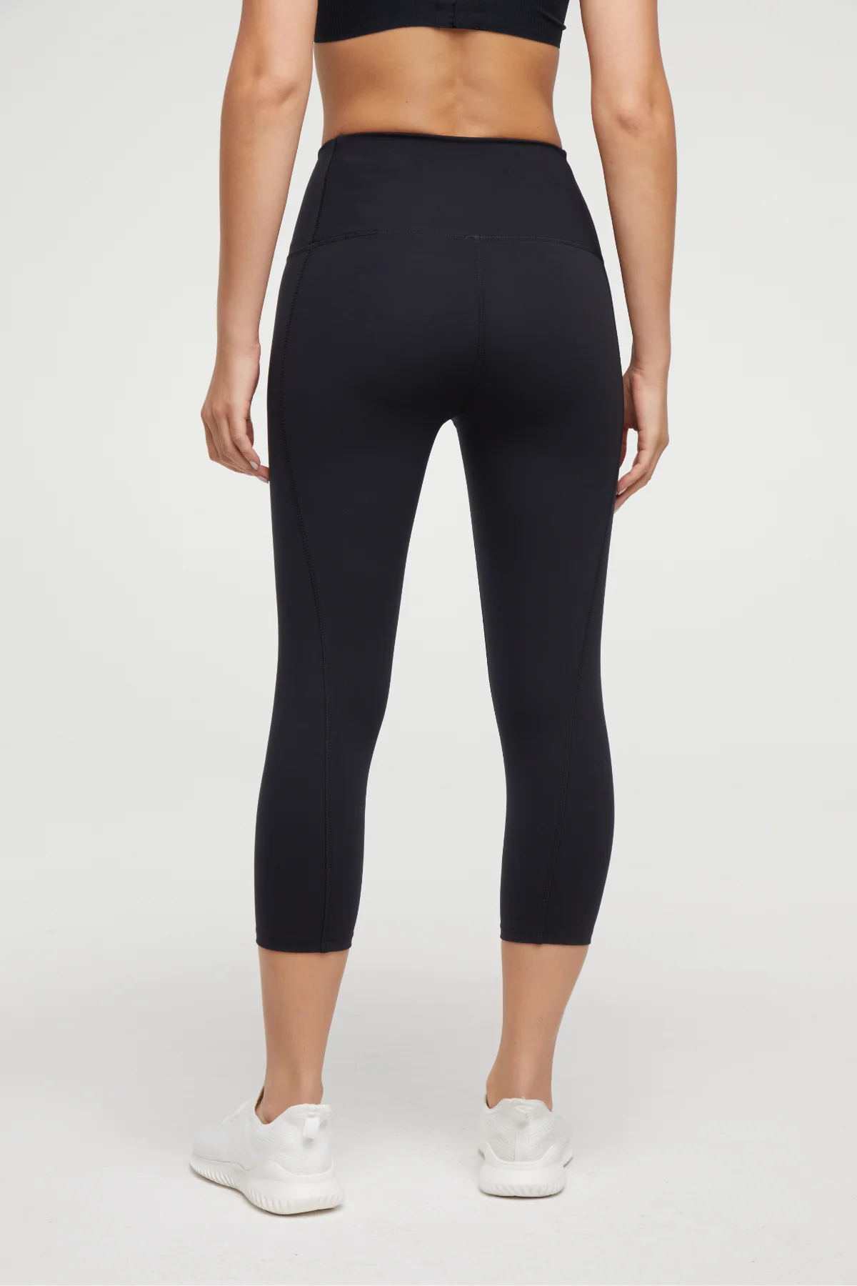 Slimming 20" Capri - Image 3