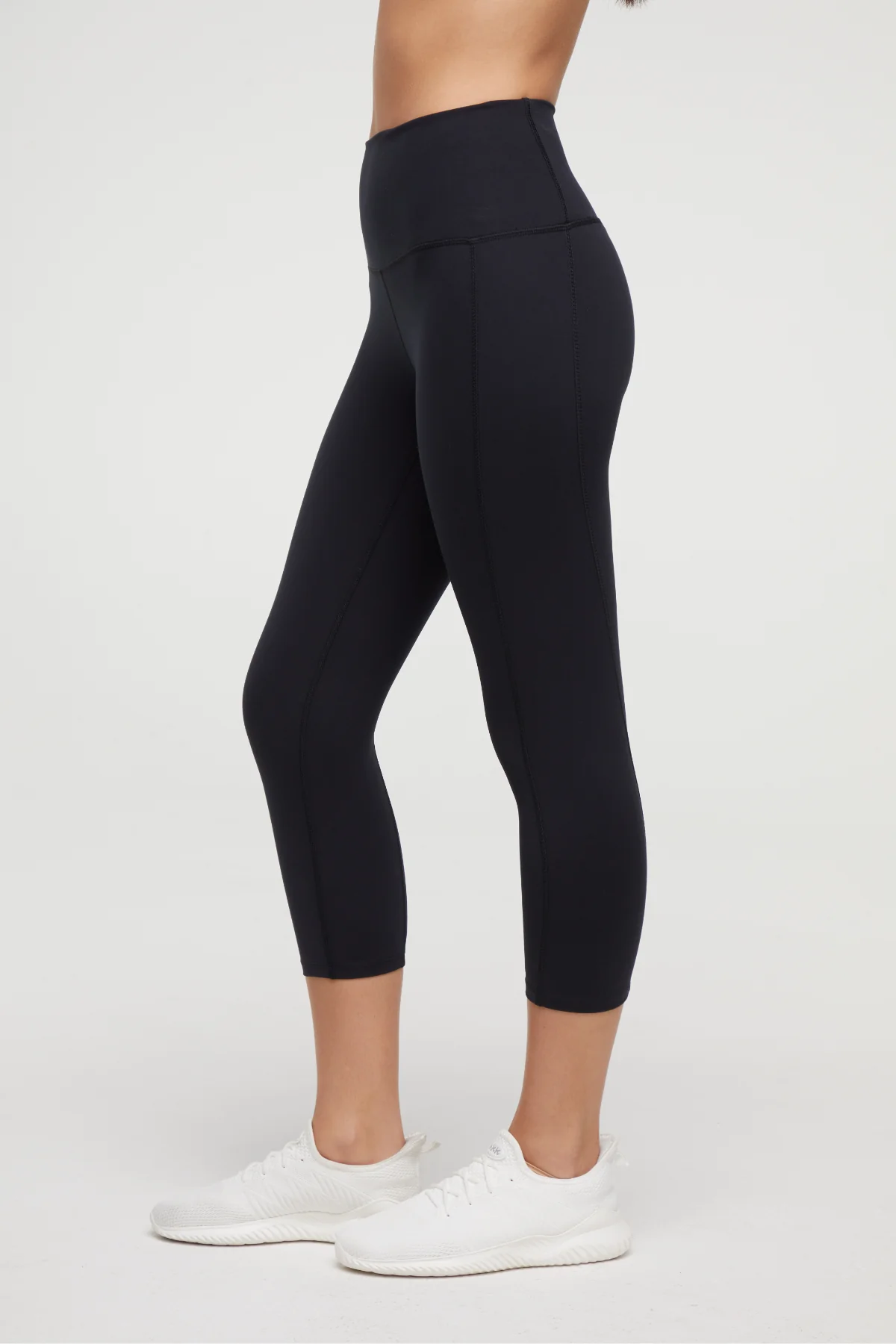 Slimming 20" Capri - Image 5