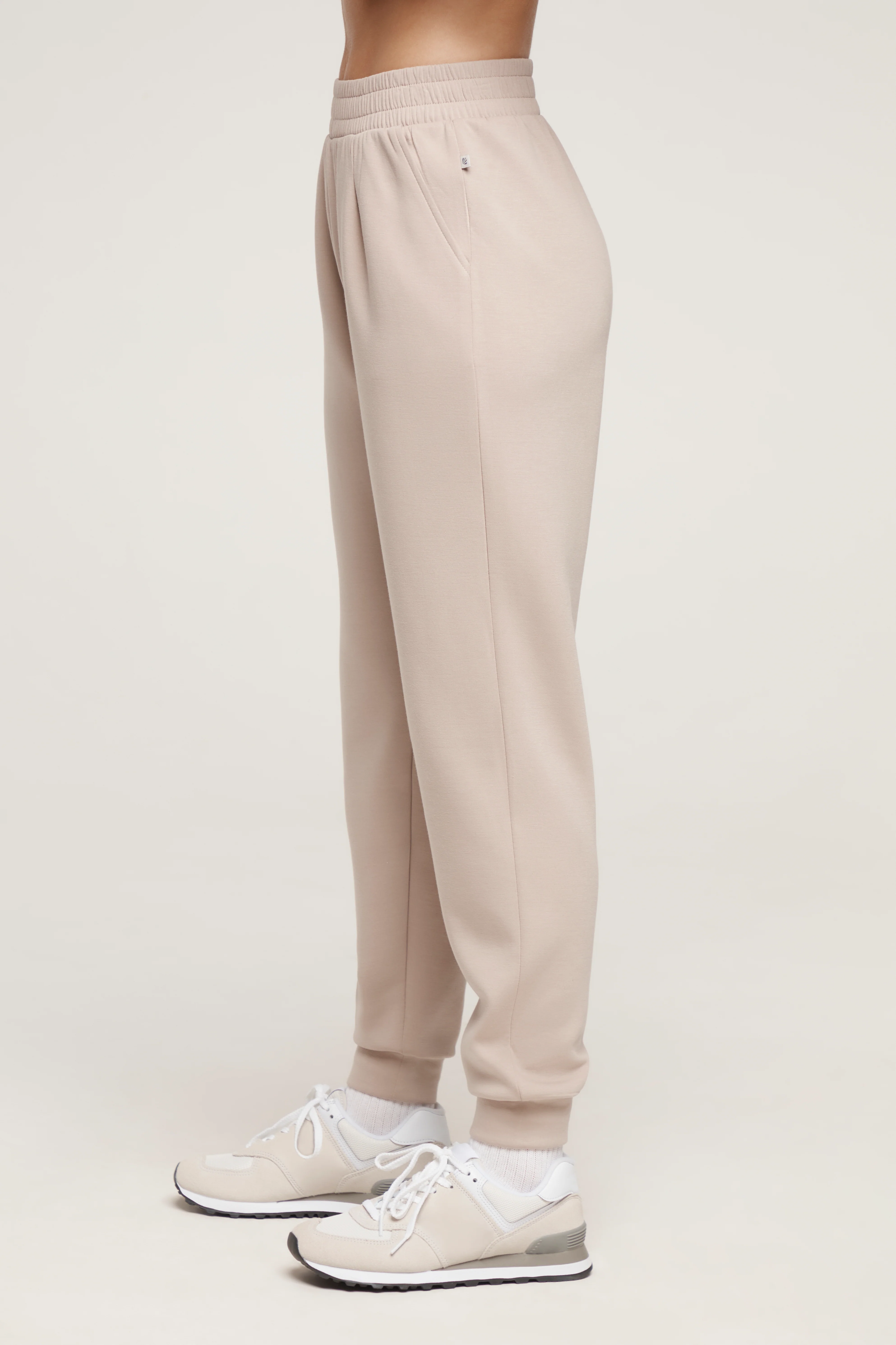 Summer Tan - 3 Items - Image 13