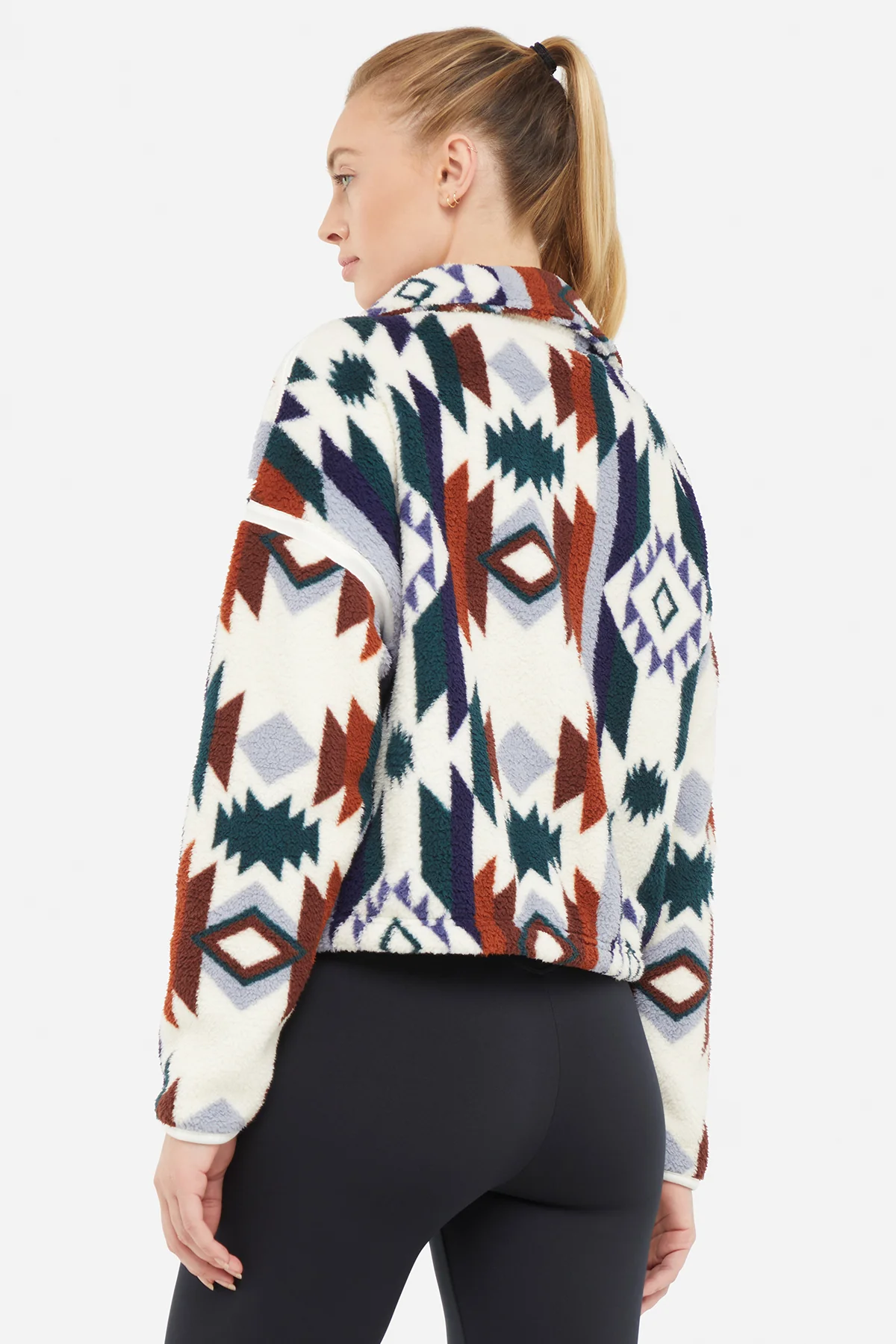 Winter Summit - 3 Items - Image 4