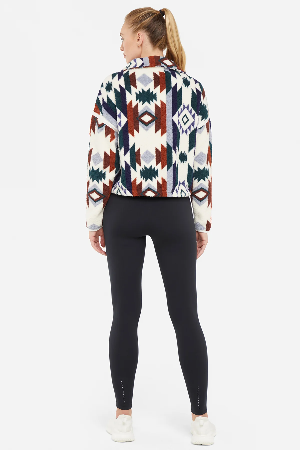Winter Summit - 3 Items - Image 5